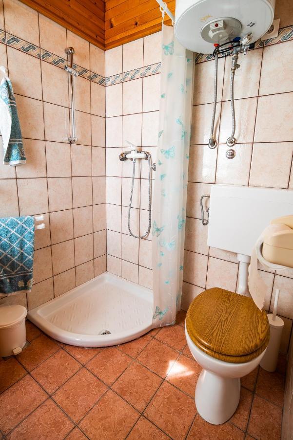 Authentic Countryside Villa With Hot Tub Veliki Kamen 外观 照片