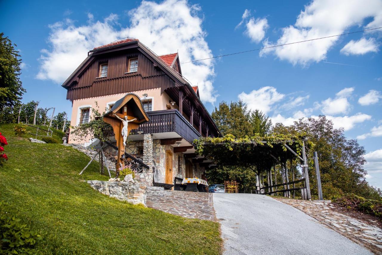 Authentic Countryside Villa With Hot Tub Veliki Kamen 外观 照片
