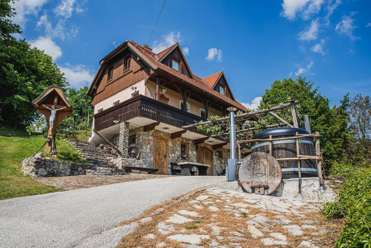 Authentic Countryside Villa With Hot Tub Veliki Kamen 外观 照片